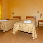 Hotel Holiday Magliano de' Marsi