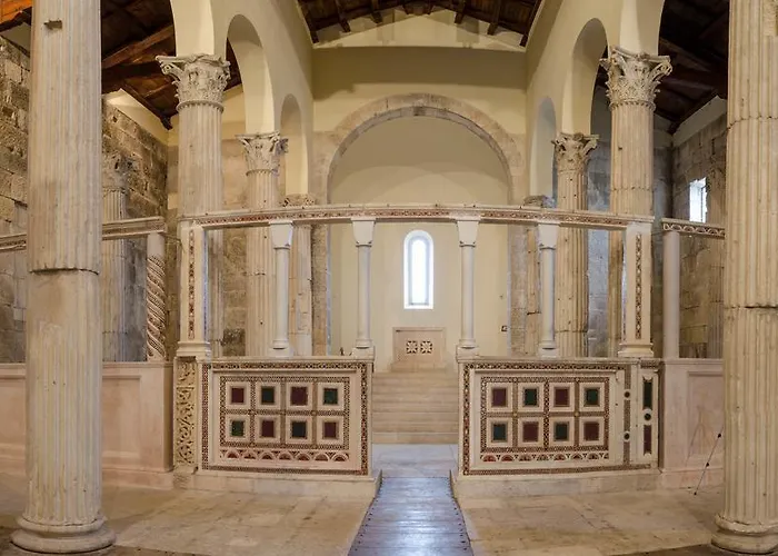 Hotel Holiday Hotel *