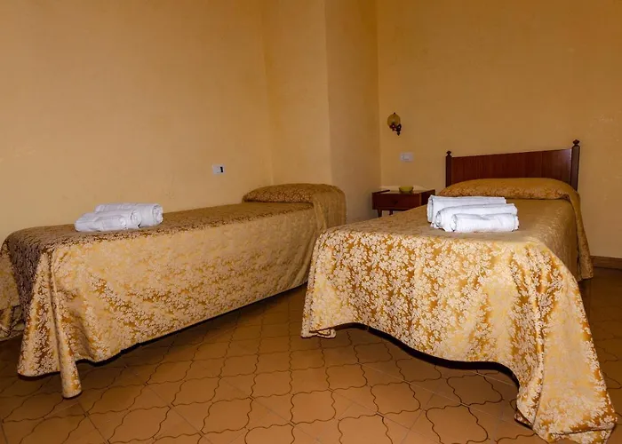 Hotel Hotel Holiday Magliano de' Marsi